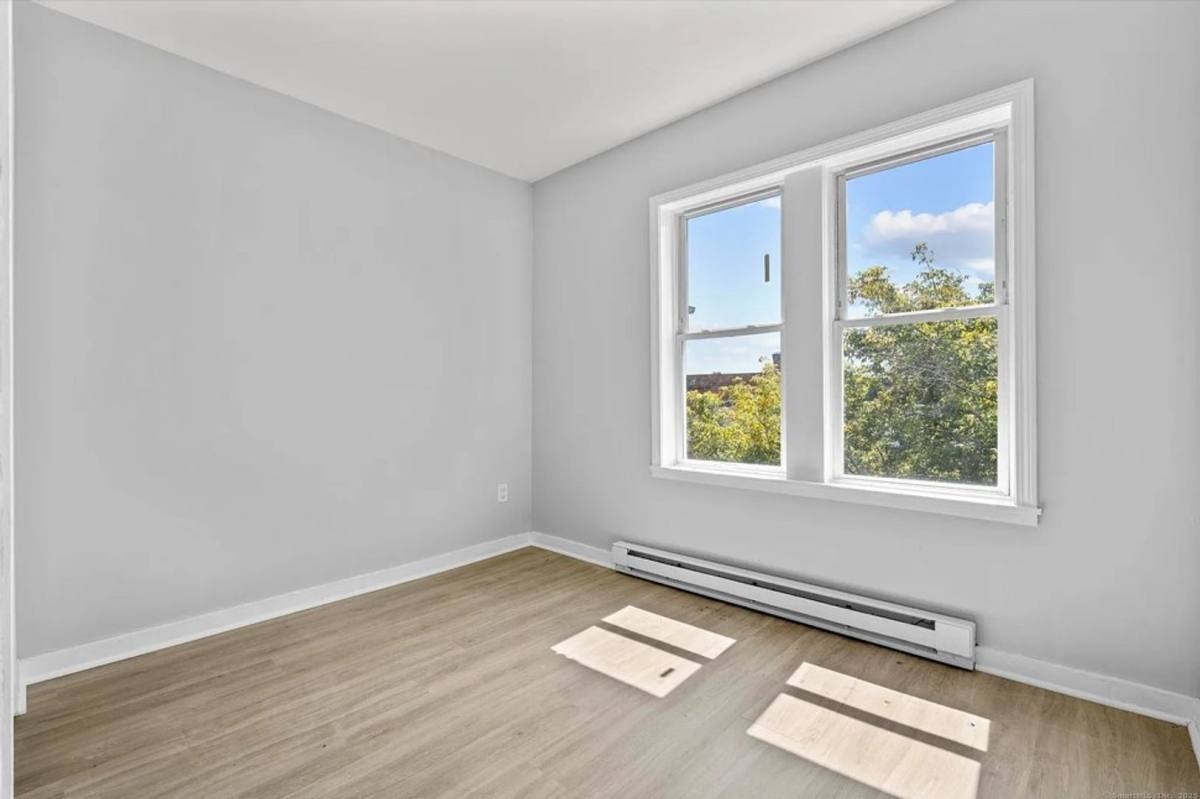 Apartment for rent at 25 Whittier St, Bridgeport, CT 06605