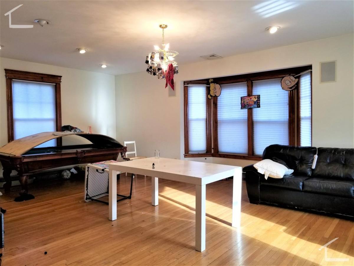 Apartment for rent at 3R Babcock St #38R, Brookline, MA 02446