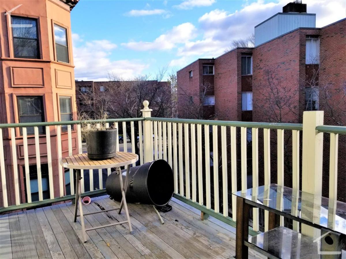 Apartment for rent at 3R Babcock St #38R, Brookline, MA 02446