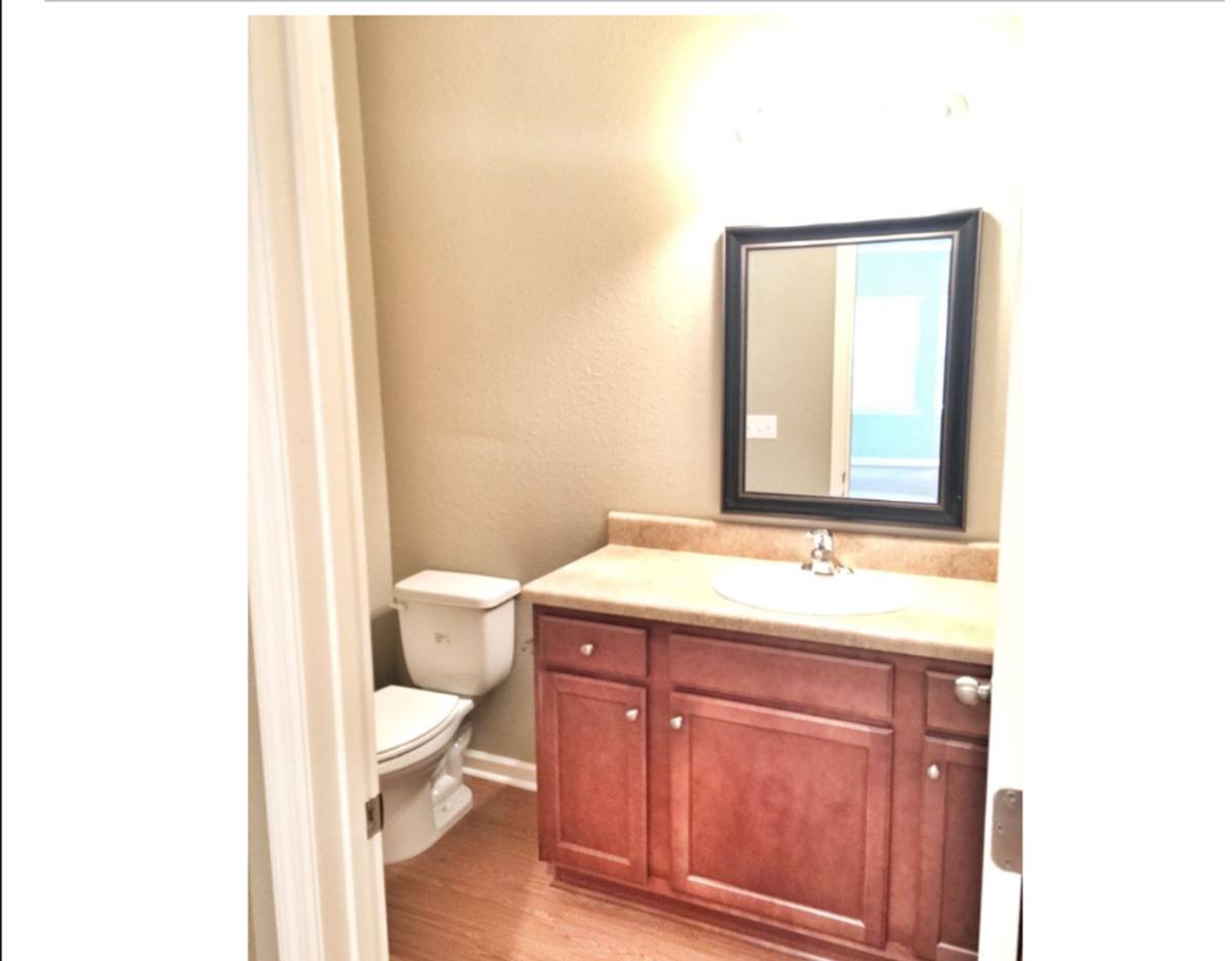 Apartment for rent at 2001 Broad St, Tallahassee, FL 32301
