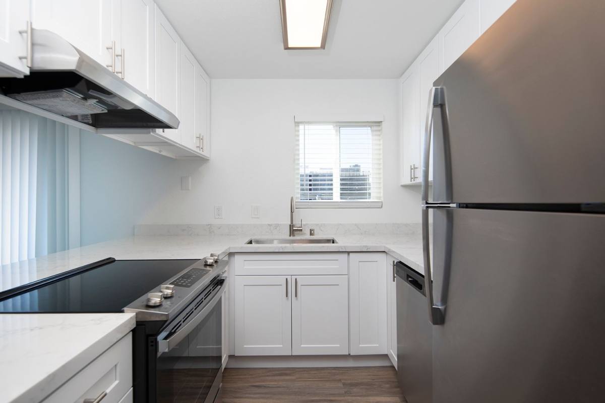 Townhouse for rent at 1015-1095 19th St, San Diego, CA 92102