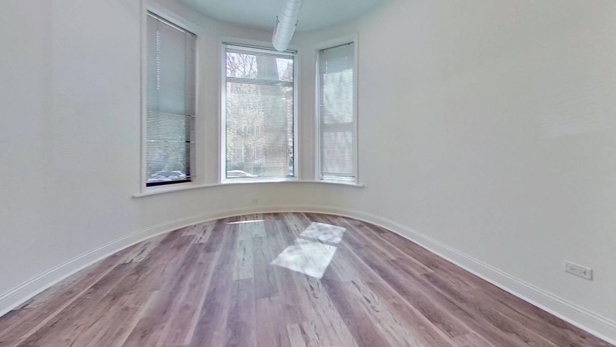 Apartment for rent at 650 W Briar Place, Chicago, IL 60657