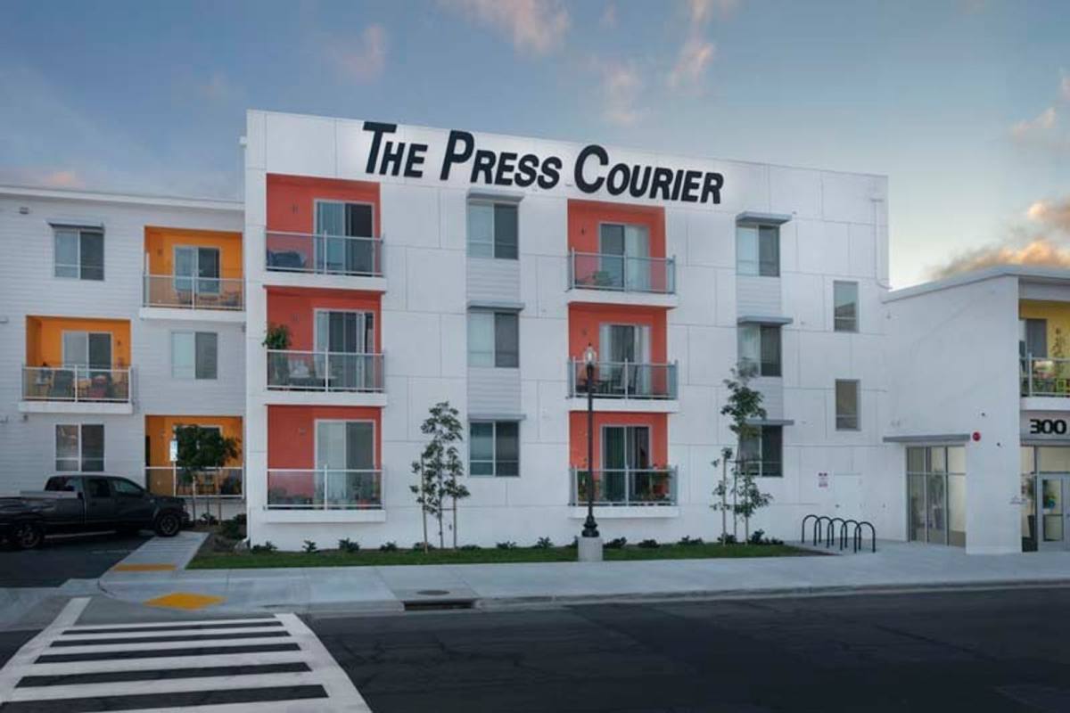 Apartment for rent at 300 W 9th St, Oxnard, CA 93030