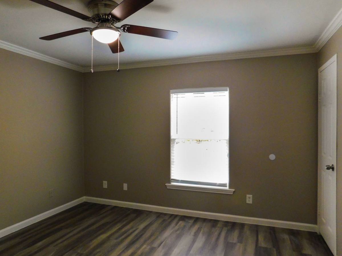 Apartment for rent at 154 Varsity Dr, Huntsville, TX 77340