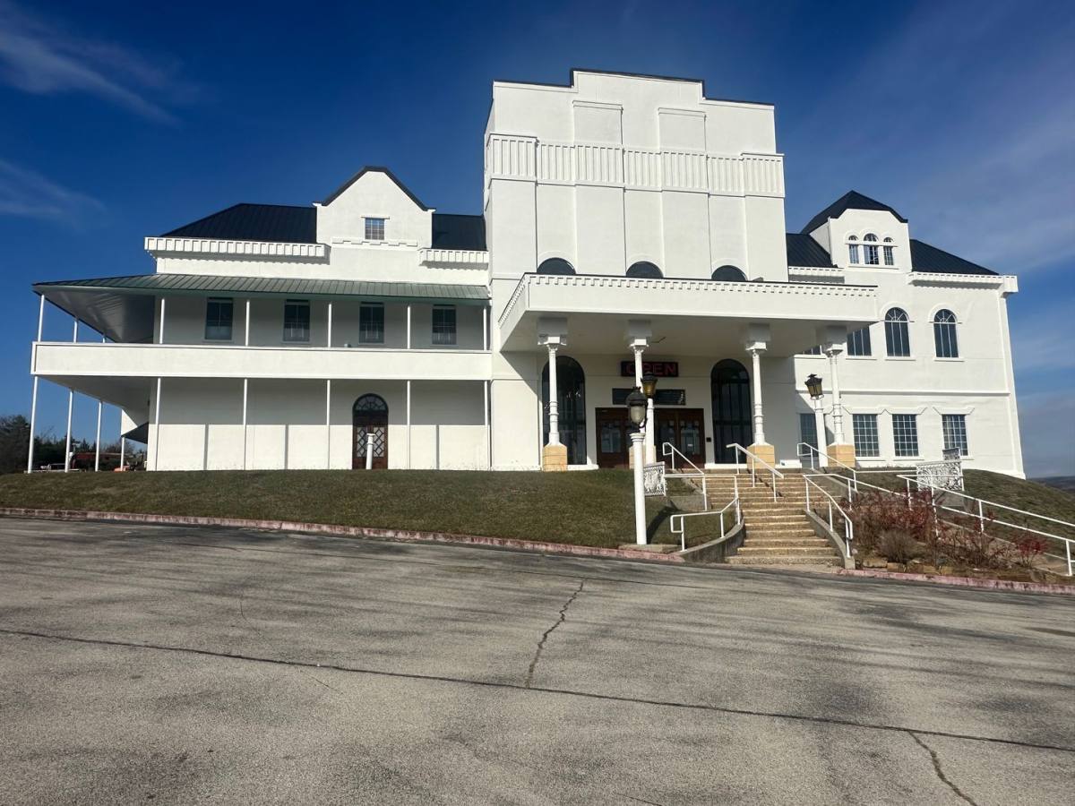 Apartment for rent at 2849 Gretna Rd, Branson, MO 65616