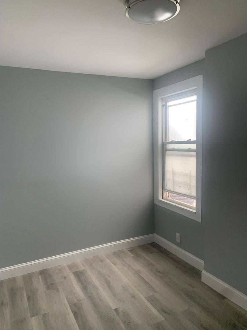 Apartment for rent at 32 Van Cortland Park Ave, Yonkers, NY 10701