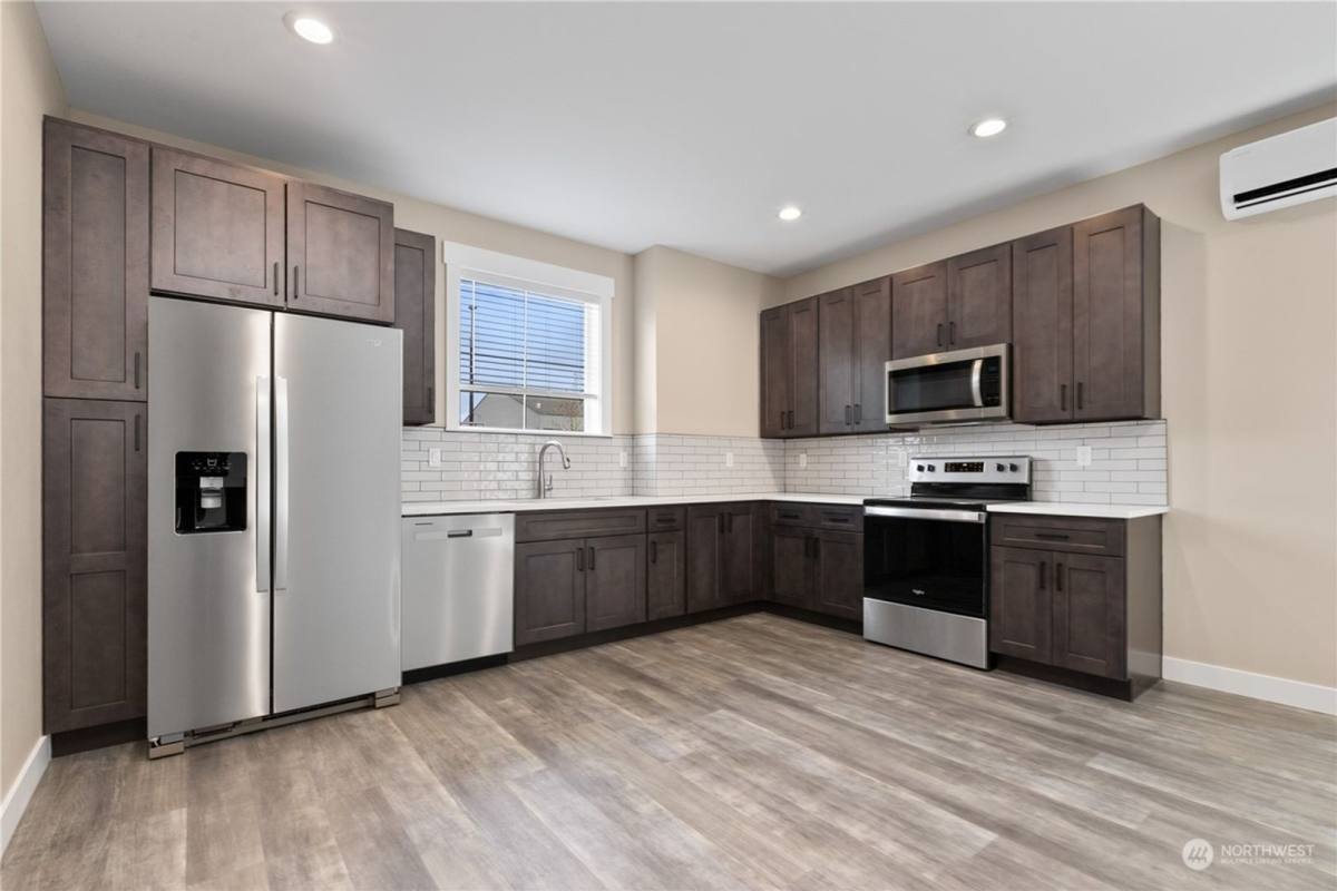Townhouse for rent at 2217 Dejong Dr, Lynden, WA 98264
