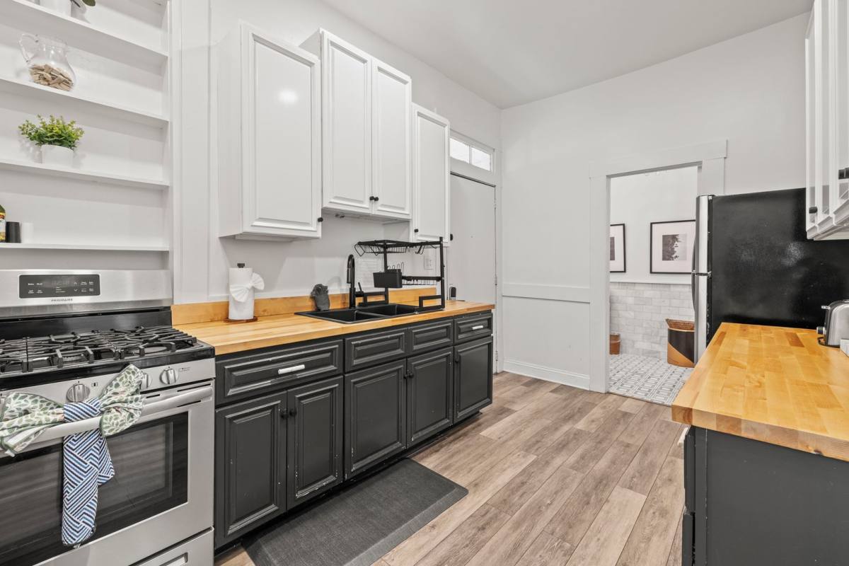 House for rent at 1212 Price A, Savannah, GA 31401