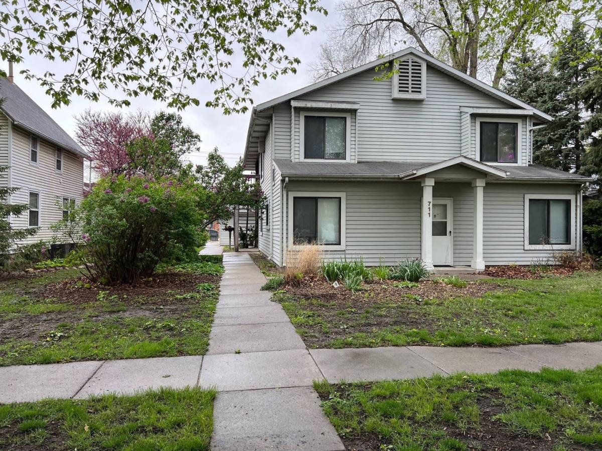 Apartment for rent at 711 Burnett Ave, Ames, IA 50010