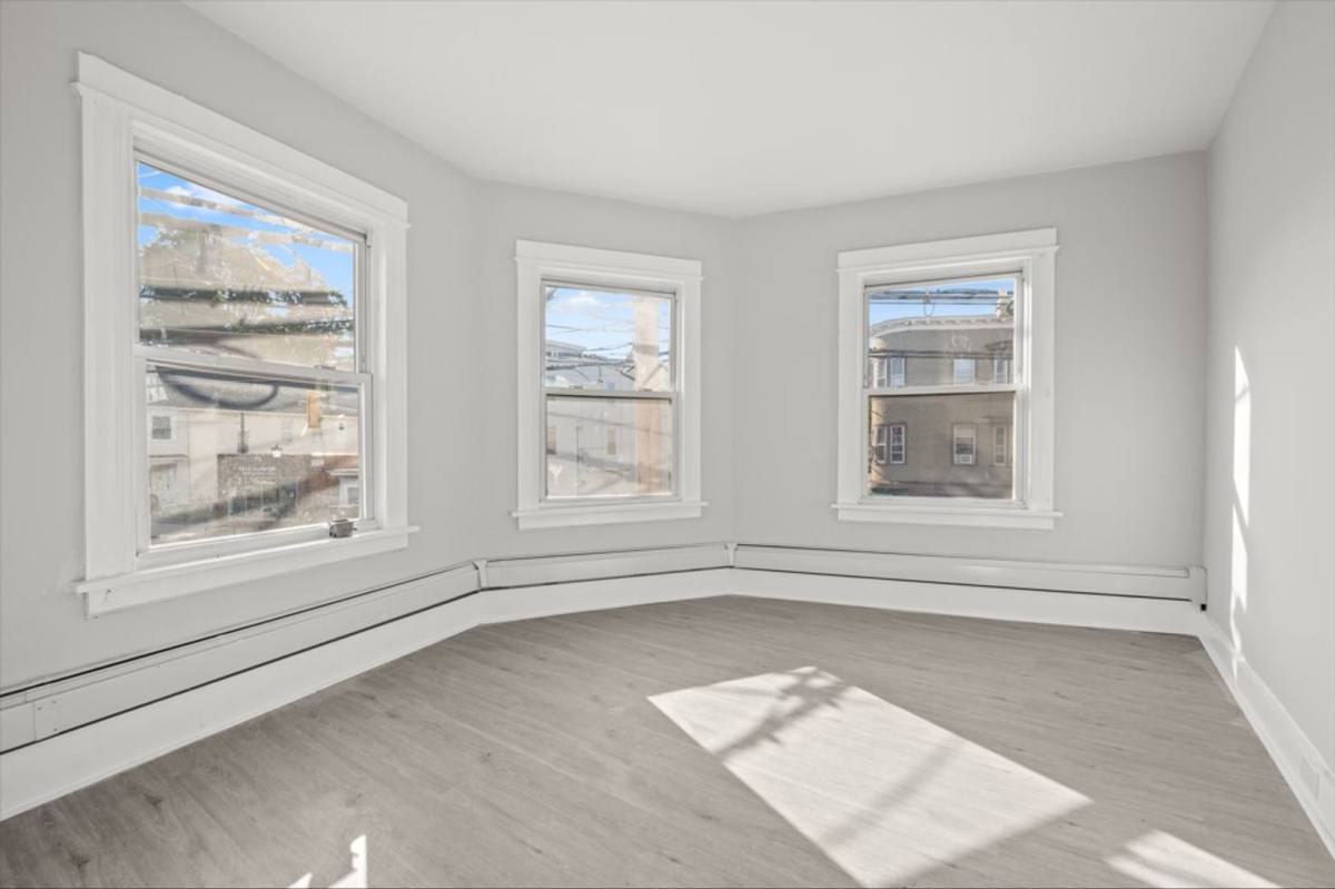 Apartment for rent at 2336 Barnum Ave, Stratford, CT 06615
