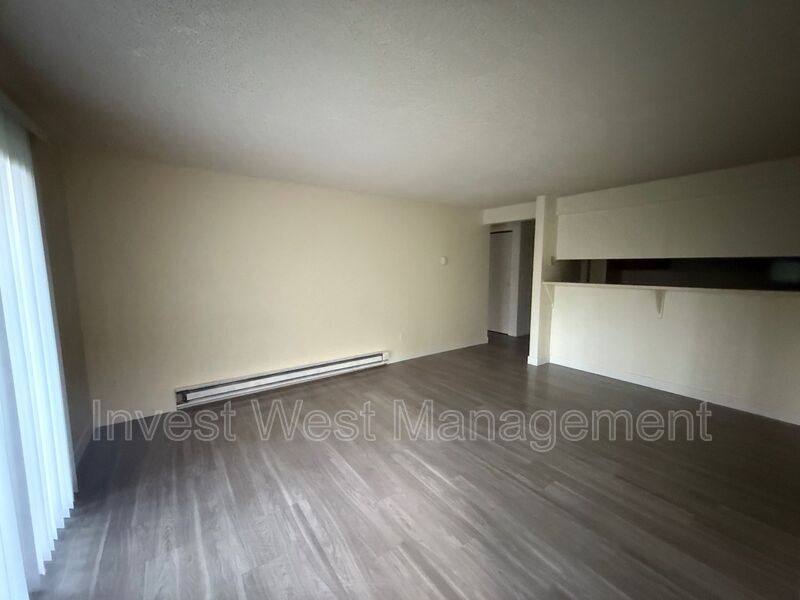 Apartment for rent at 7106 Hazel Dell Ave #8, Vancouver, WA 98665