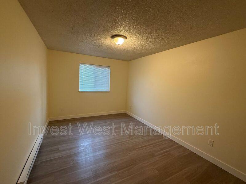 Apartment for rent at 7106 Hazel Dell Ave #8, Vancouver, WA 98665