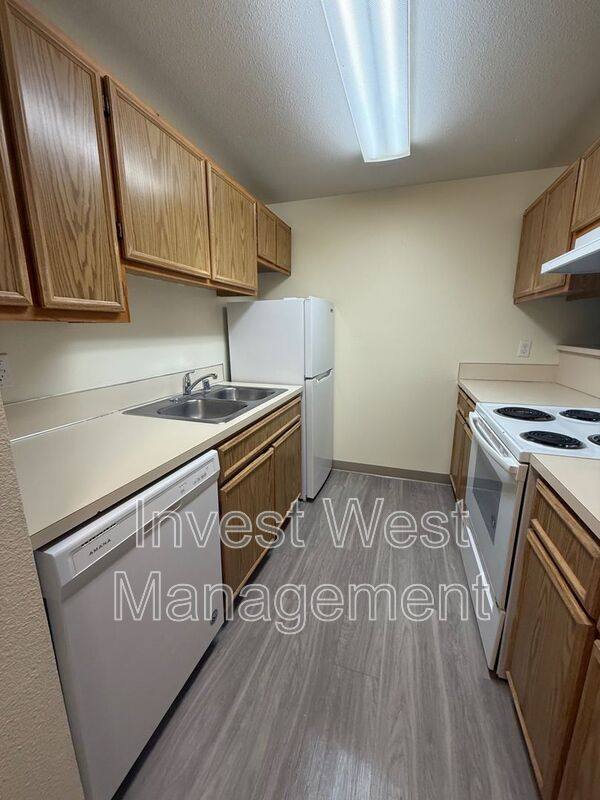 Apartment for rent at 7106 Hazel Dell Ave, Vancouver, WA 98665