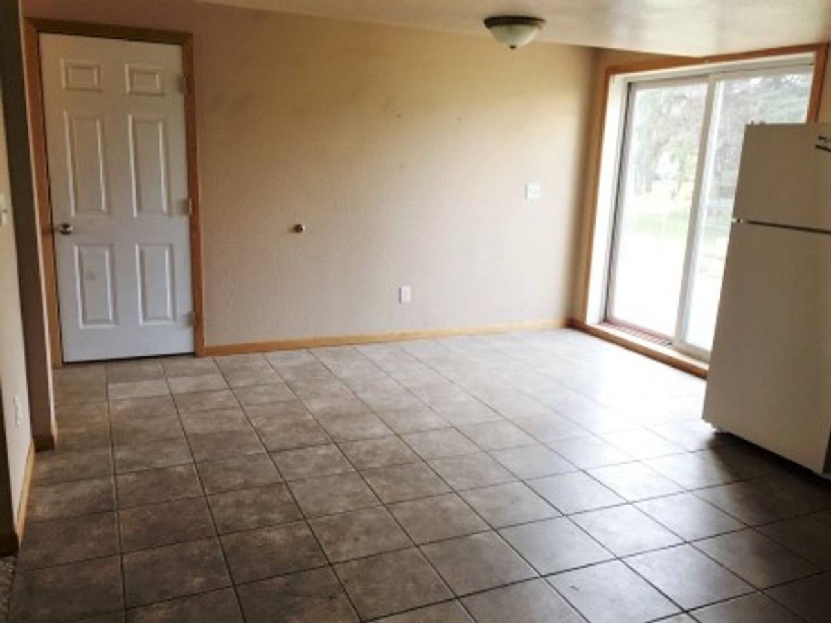 Apartment for rent at 920 18th Ave SW, Valley City, ND 58072
