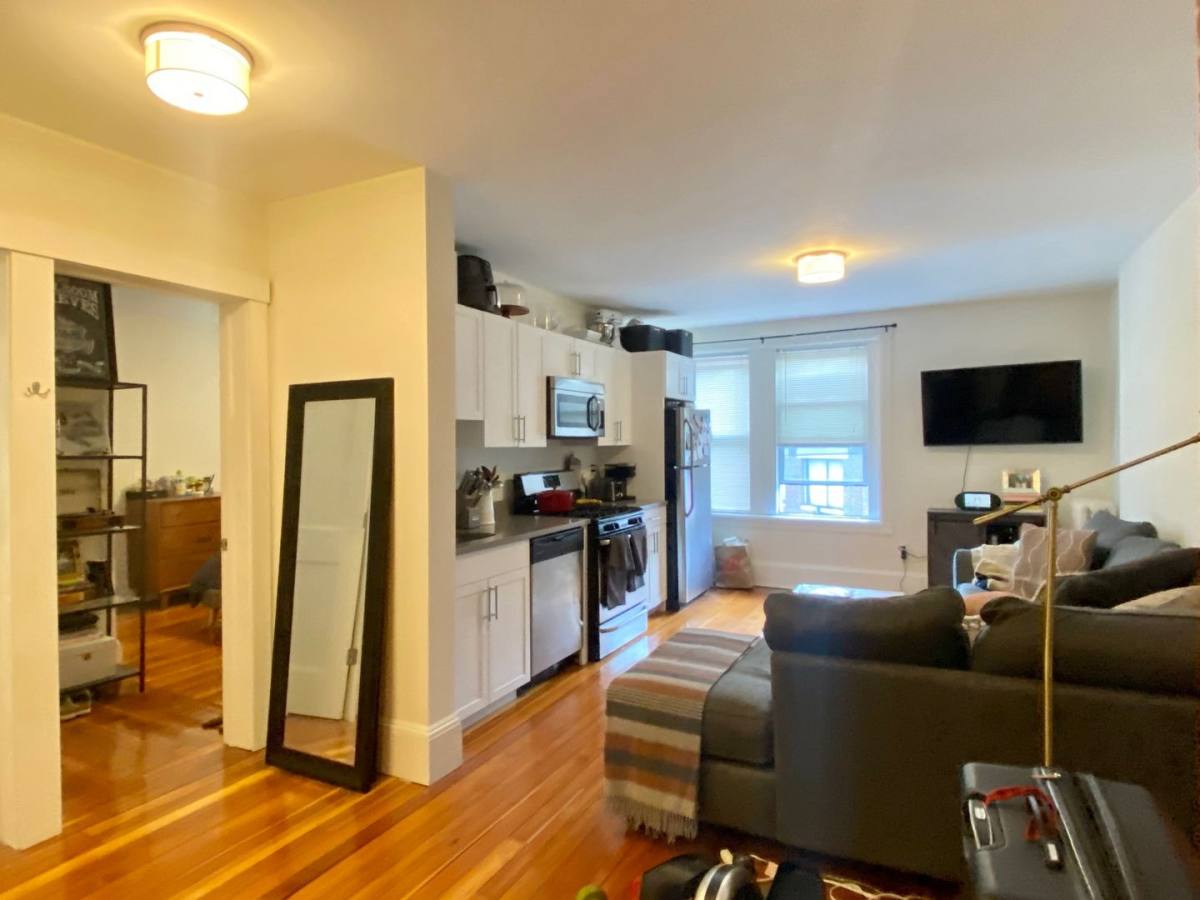 Apartment for rent at 6 Cleveland #8A, Boston, MA 02113