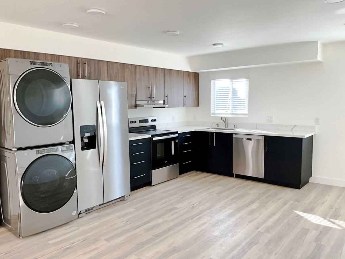 Townhouse for rent at 1311 4th Ave, Chula Vista, CA 91911