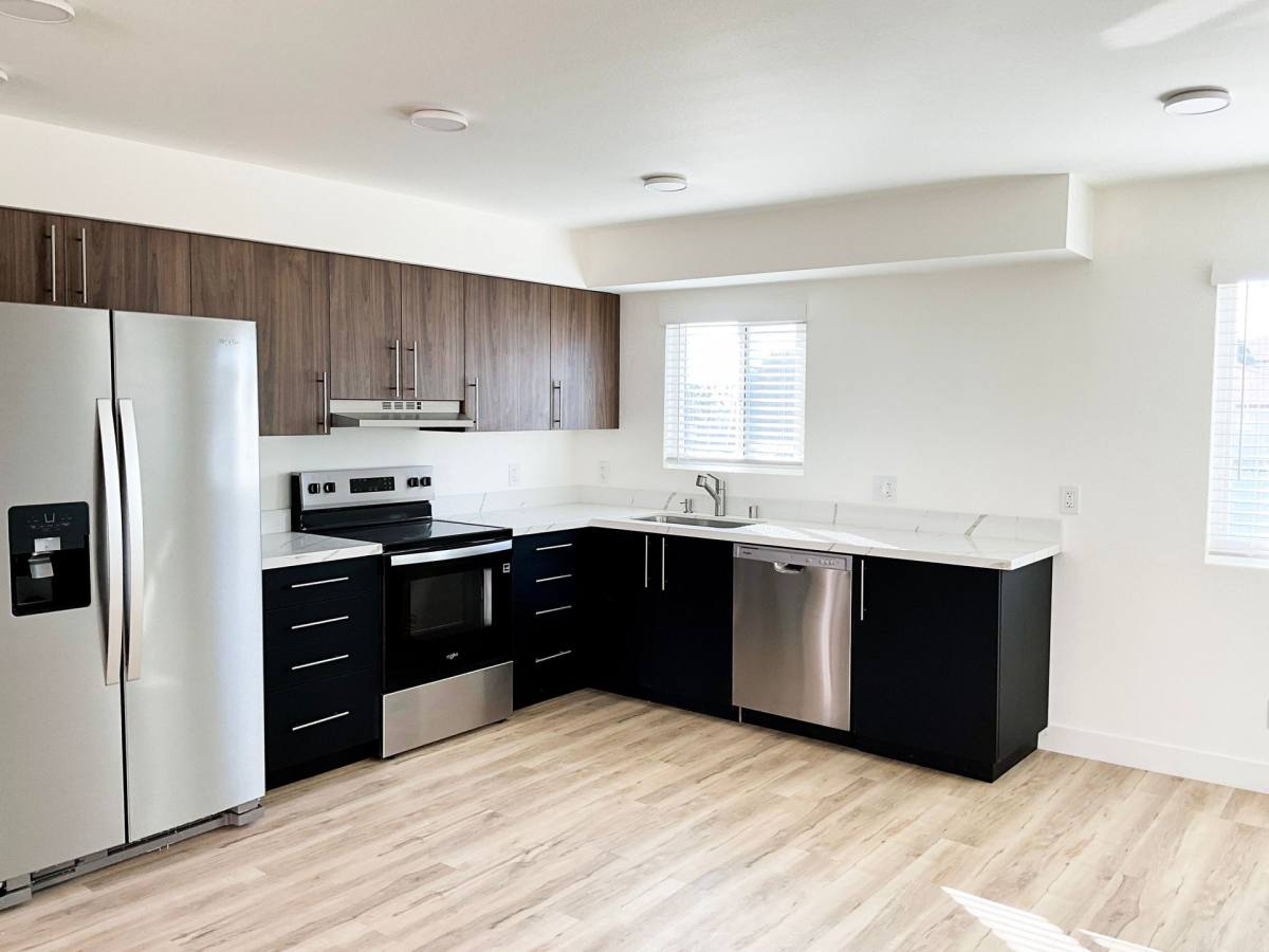 Townhouse for rent at 1311 4th Ave, Chula Vista, CA 91911
