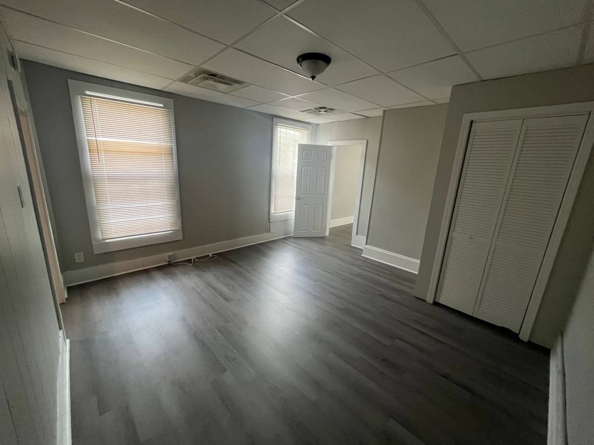 Apartment for rent at 1792 W Gaulbert Ave, Louisville, KY 40210