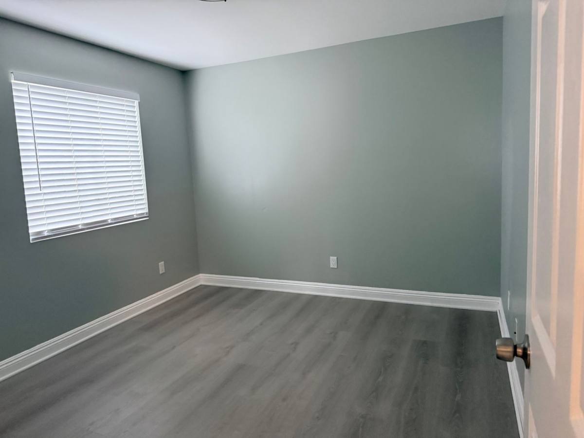 Apartment for rent at 145-147 E 36th St, Los Angeles, CA 90011