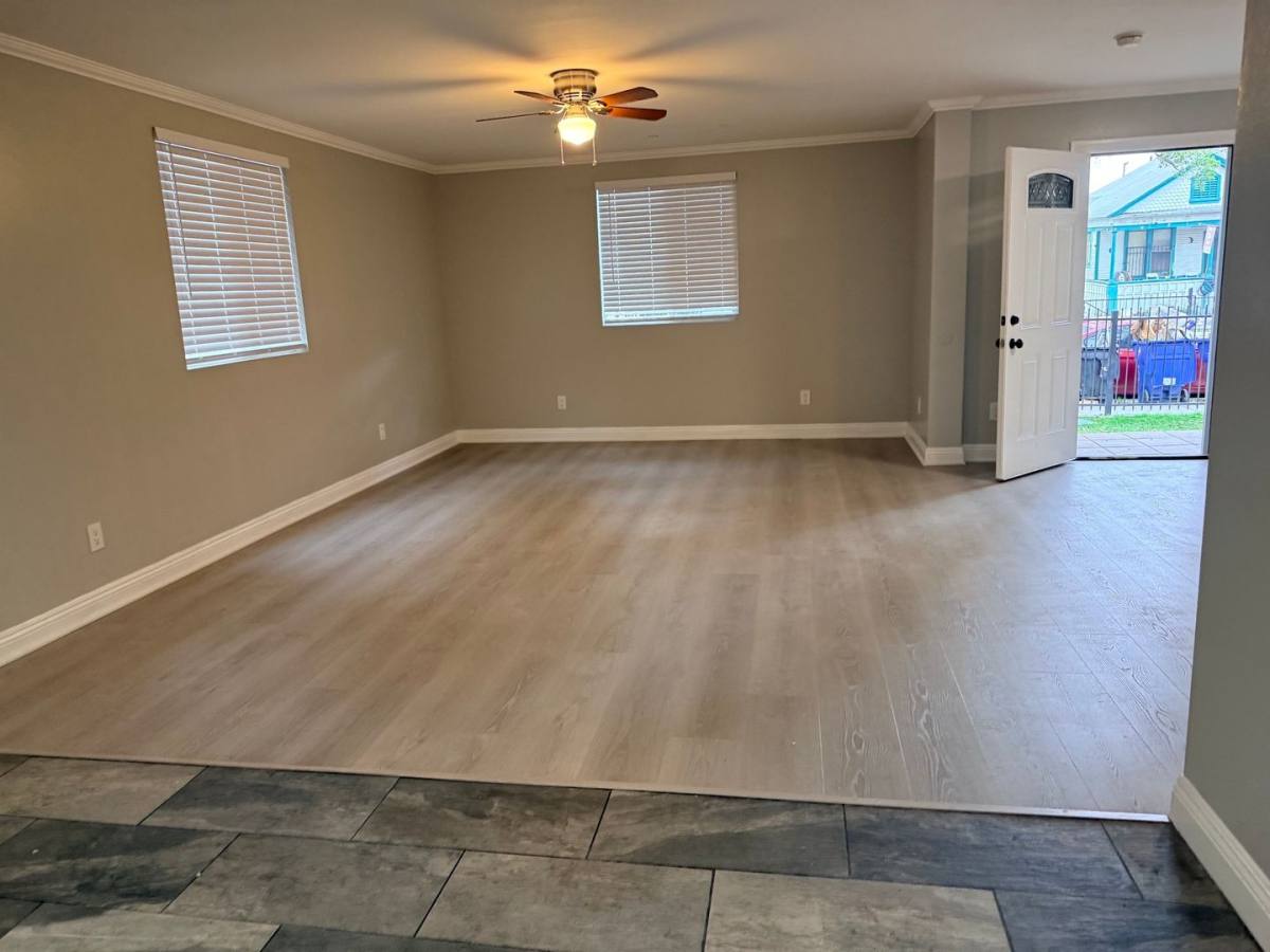 Apartment for rent at 145-147 E 36th St, Los Angeles, CA 90011