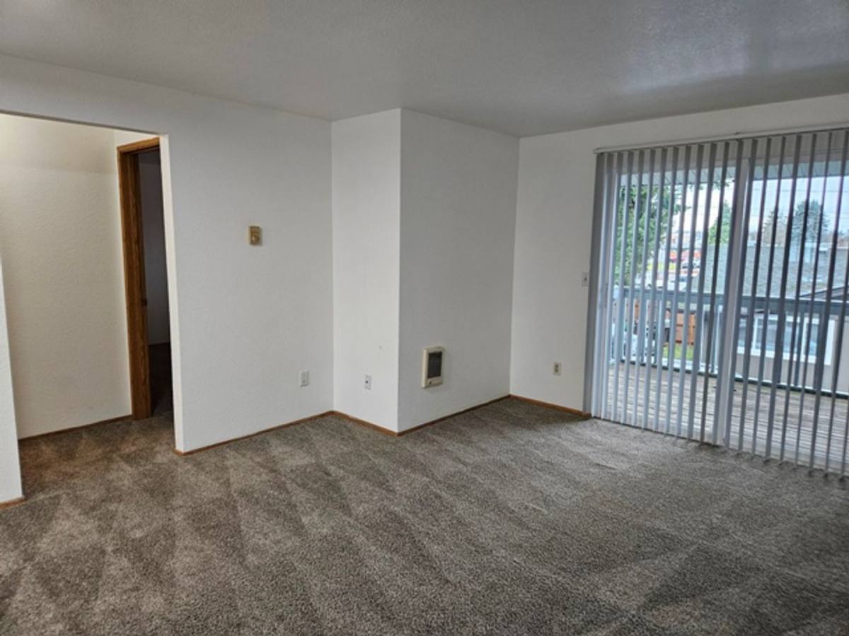 Apartment for rent at 1415 Lancaster Dr NE, Salem, OR 97301