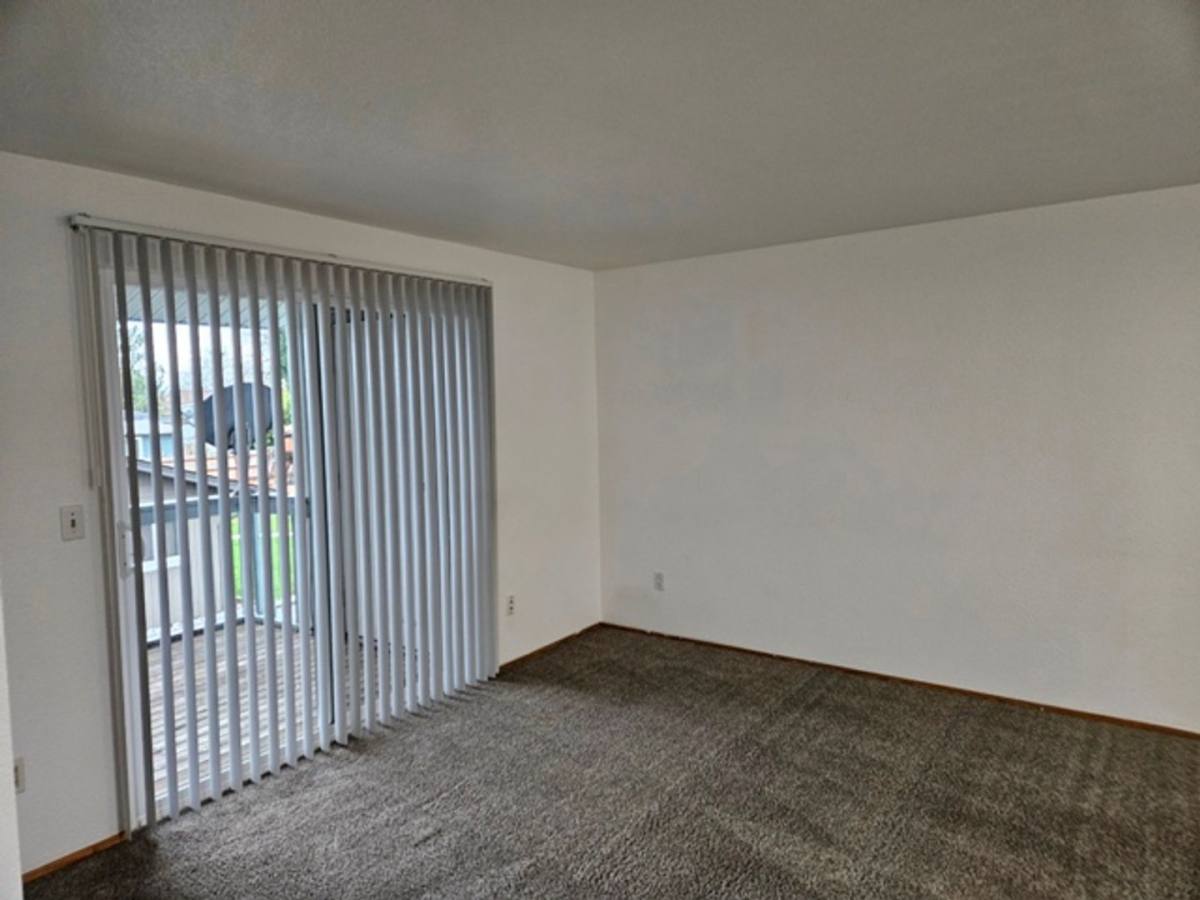 Apartment for rent at 1415 Lancaster Dr NE, Salem, OR 97301