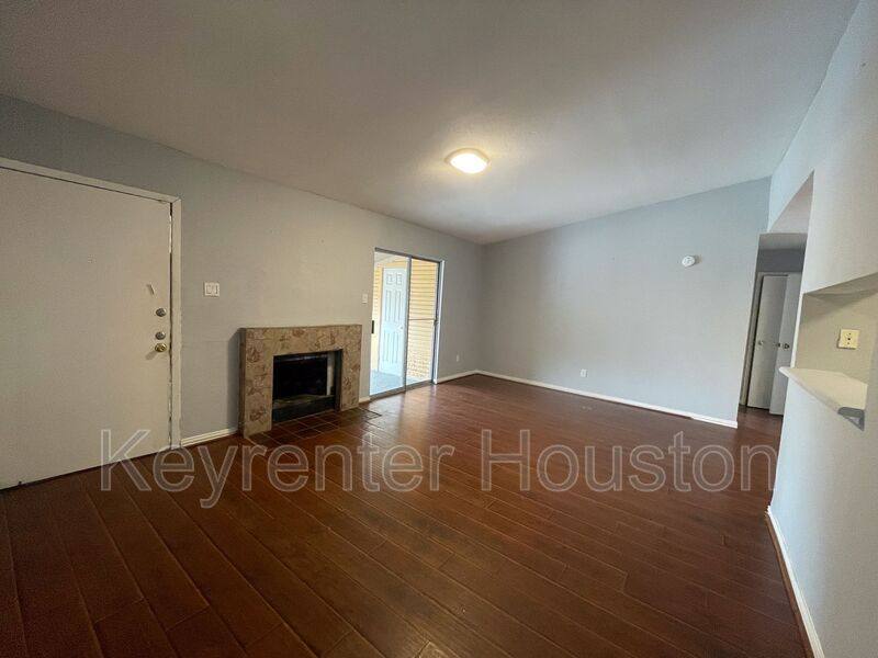House for rent at 12607 Ashford Meadow Dr #B, Houston, TX 77082