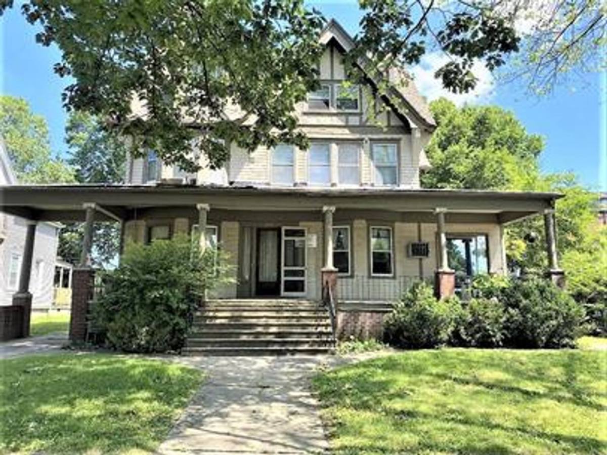 Apartment for rent at 510 W University Ave, Champaign, IL 61820