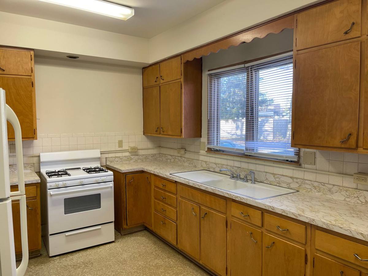 Apartment for rent at 510 W University Ave, Champaign, IL 61820