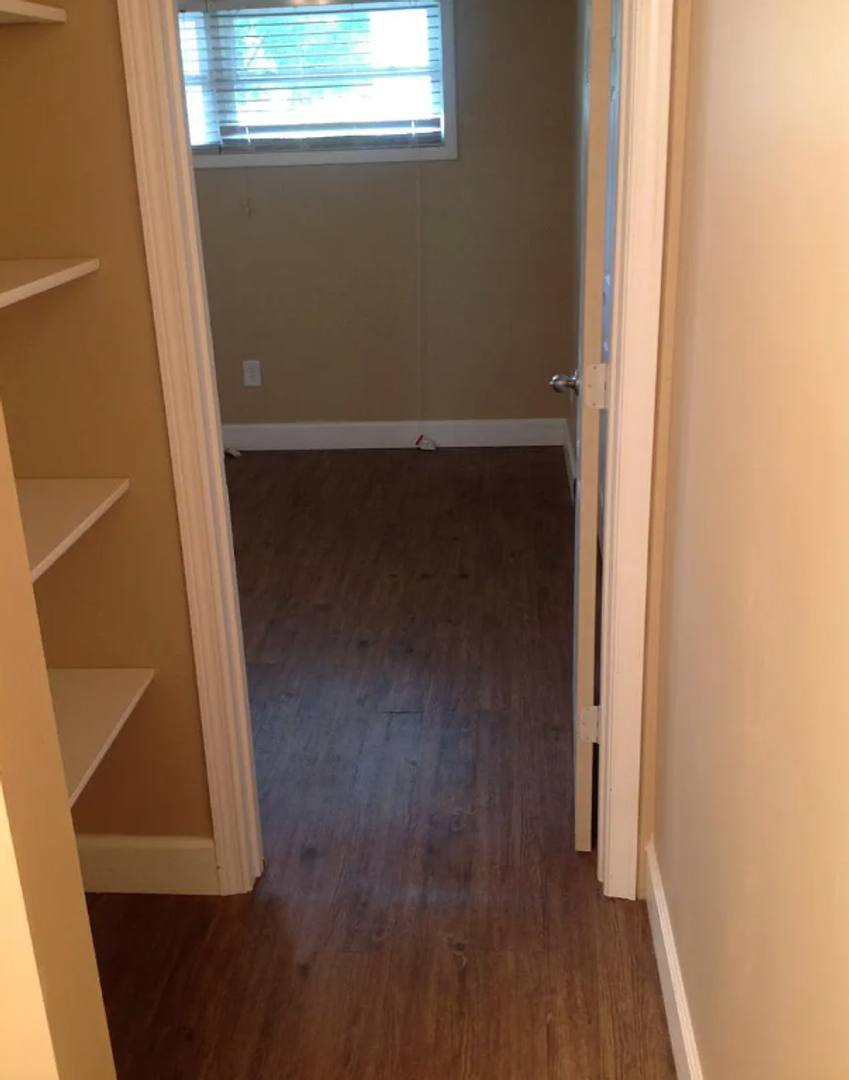 Apartment for rent at 104 Buena Vista Dr, Champaign, IL 61820
