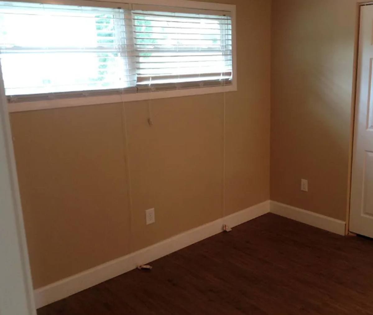Apartment for rent at 104 Buena Vista Dr, Champaign, IL 61820