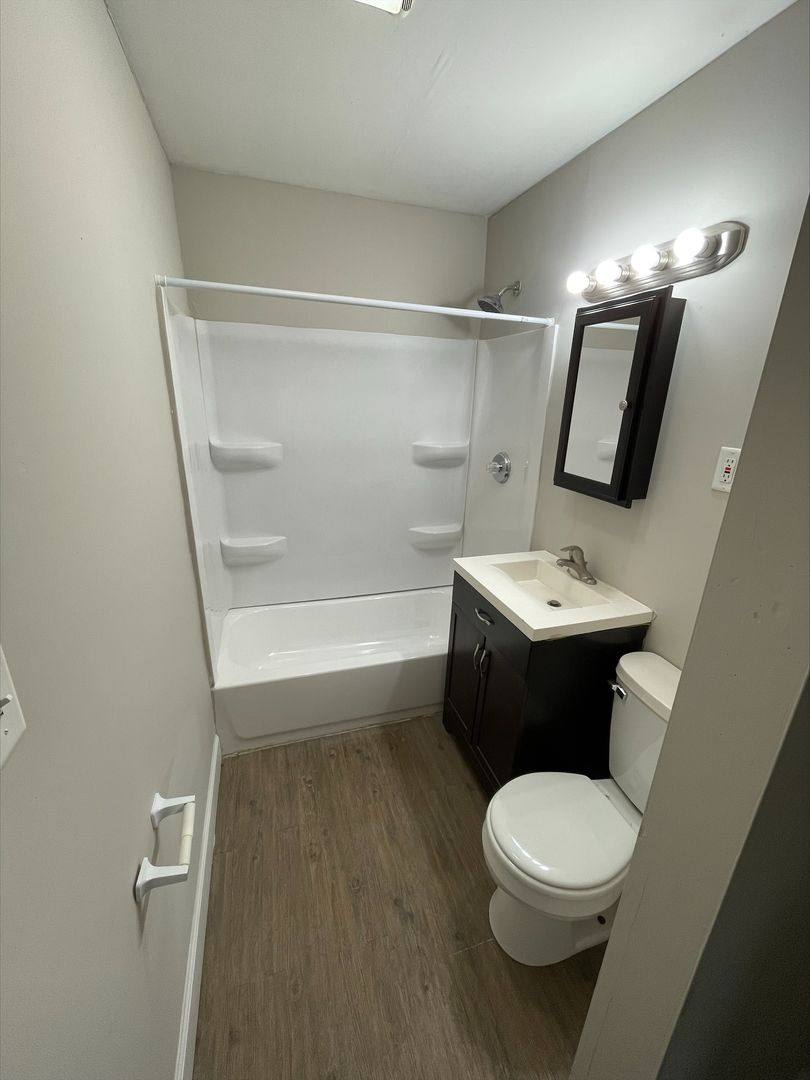 Apartment for rent at 104 Buena Vista Dr, Champaign, IL 61820