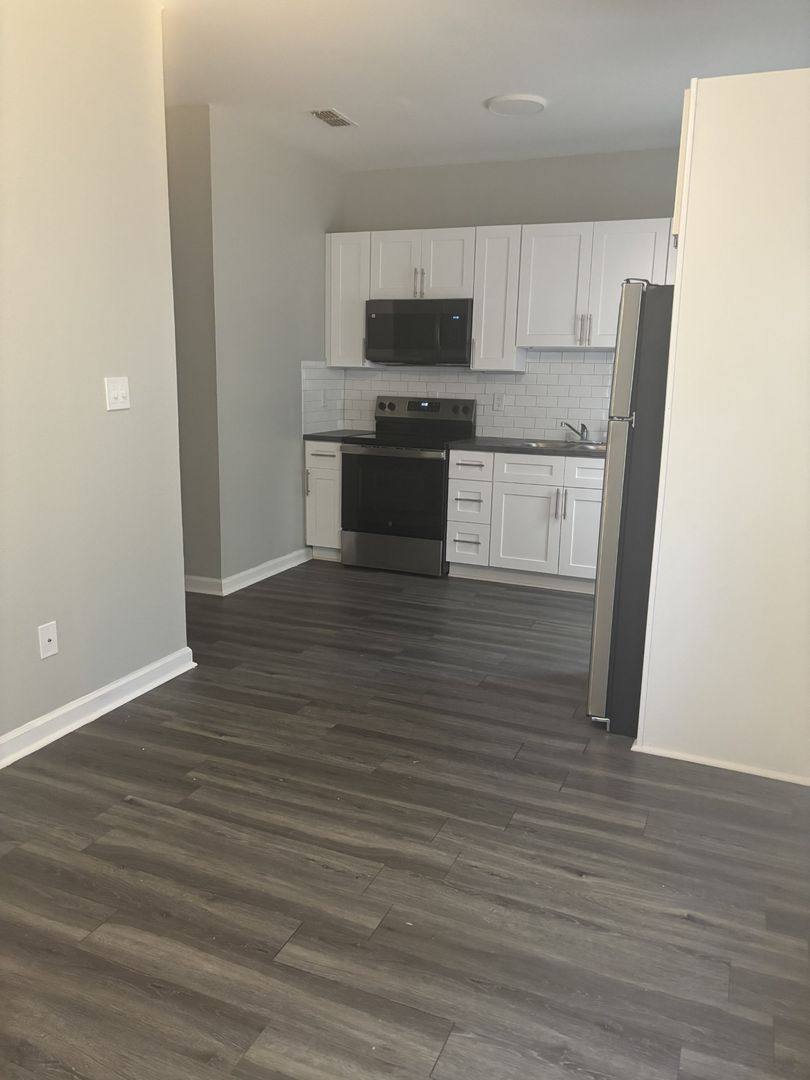 House for rent at 1737 S Mill King Blvd, Tallahassee, FL 32301