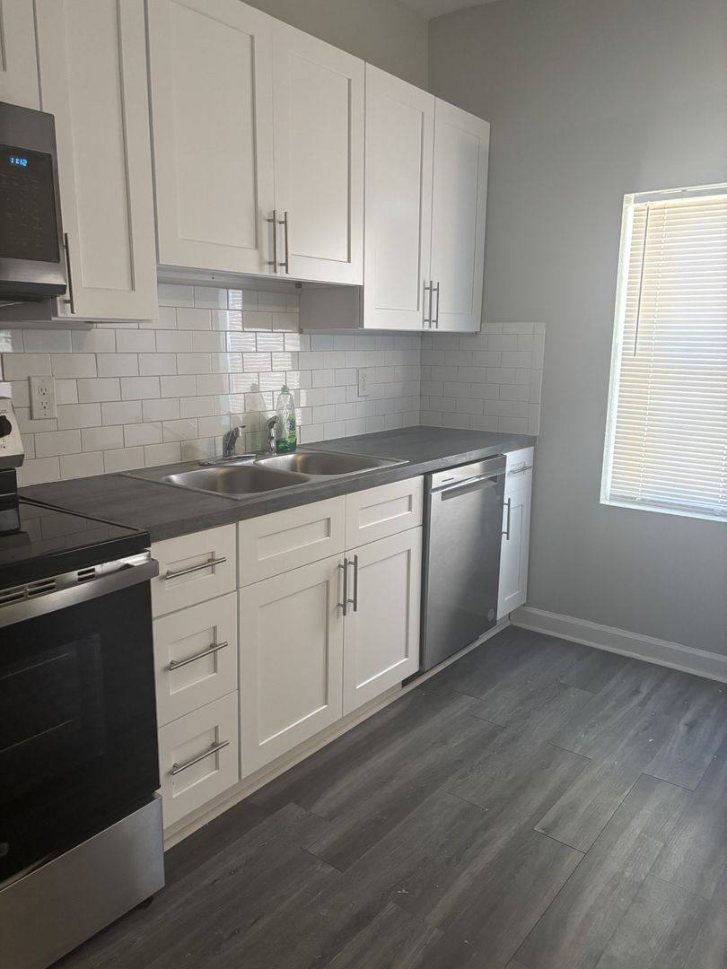 House for rent at 1737 S Mill King Blvd, Tallahassee, FL 32301