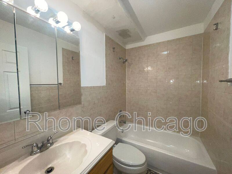 Condo for rent at 444 E Osage Lane 2A, Palatine, IL 60074