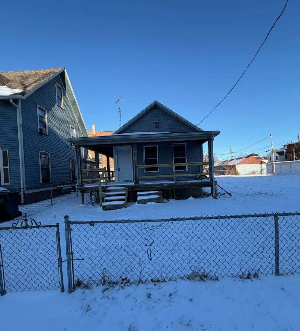 House for rent at 626 Walnut St, Toledo, OH 43604
