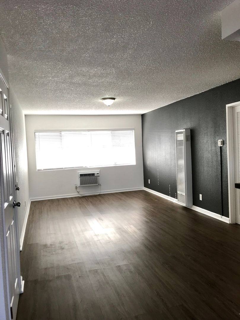 Apartment for rent at 317 E La Palma Ave, Anaheim, CA 92801