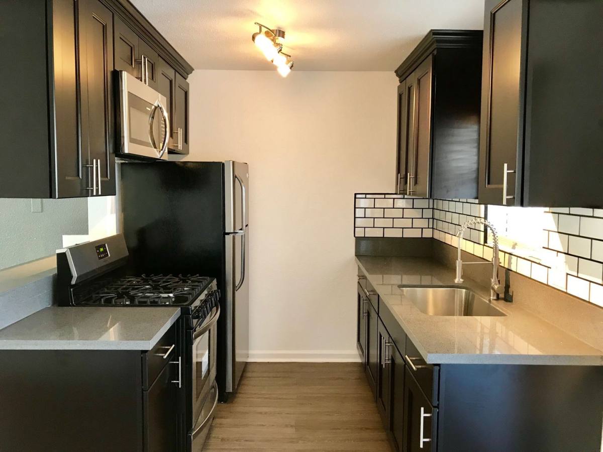 Apartment for rent at 317 E La Palma Ave, Anaheim, CA 92801