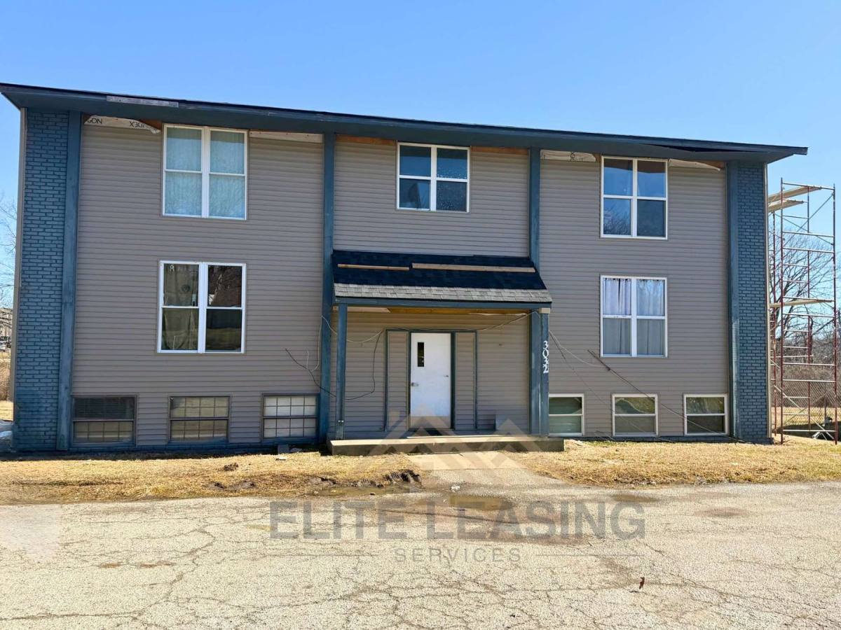 Apartment for rent at 3024 SE Swygart St, Topeka, KS 66605