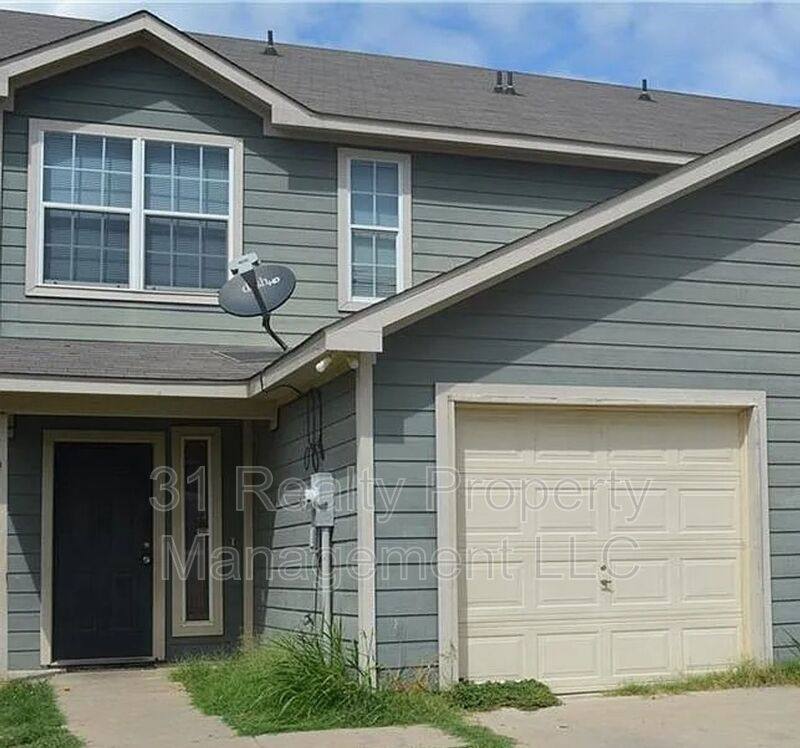 House for rent at 4510 Alamosa St, Fort Worth, TX 76119