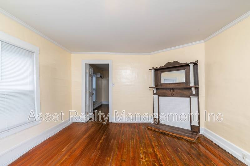 House for rent at 1443 N 4th Ave, Knoxville, TN 37917