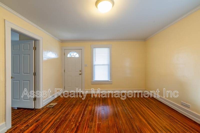 House for rent at 1443 N 4th Ave, Knoxville, TN 37917