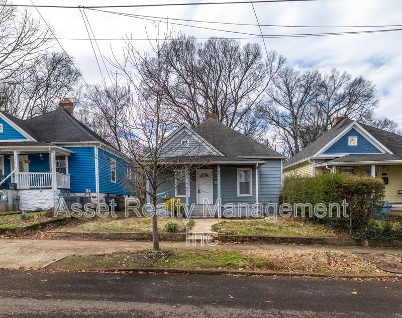 House for rent at 1443 N 4th Ave, Knoxville, TN 37917