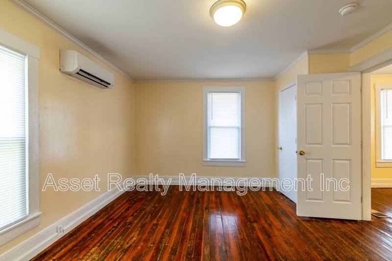House for rent at 1443 N 4th Ave, Knoxville, TN 37917