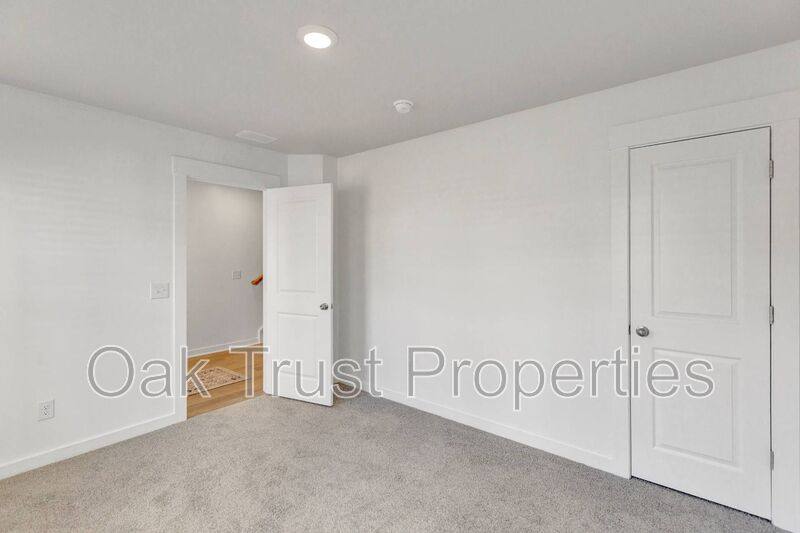 Townhouse for rent at 236 Somerset Acres Dr, Summerville, SC 29486