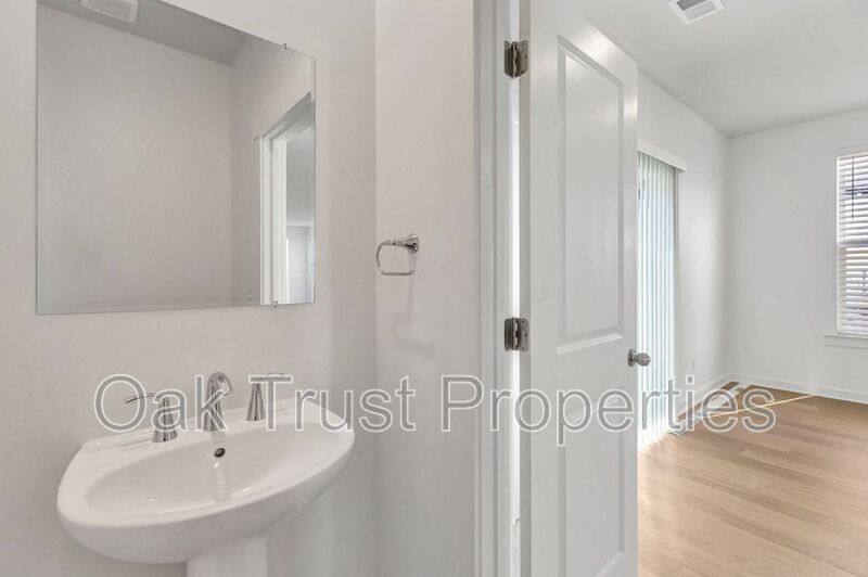 Townhouse for rent at 236 Somerset Acres Dr, Summerville, SC 29486