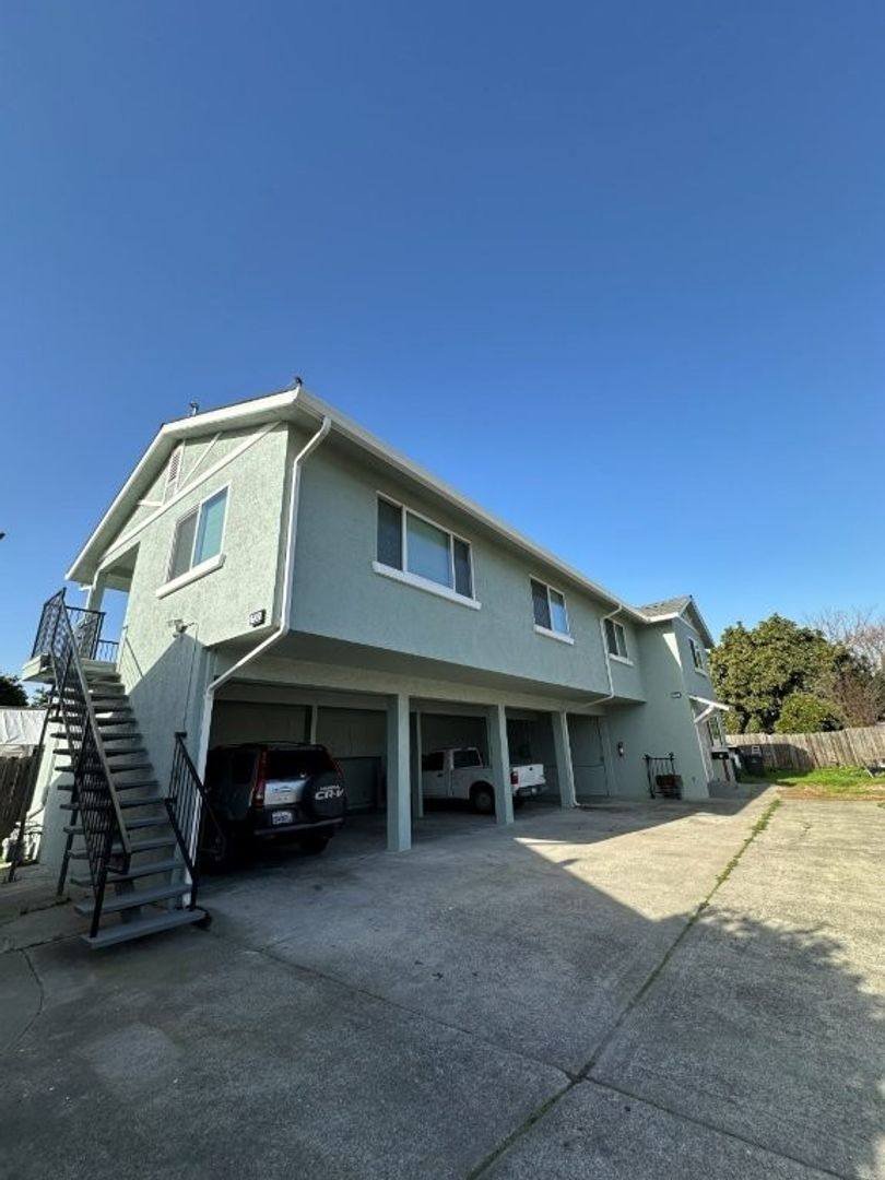 Apartment for rent at 732 Sunset Blvd, Hayward, CA 94541