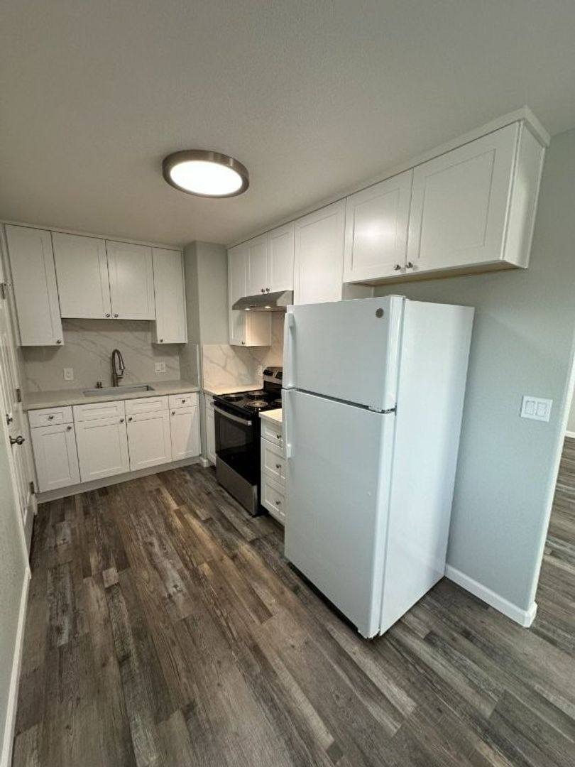 Apartment for rent at 732 Sunset Blvd, Hayward, CA 94541