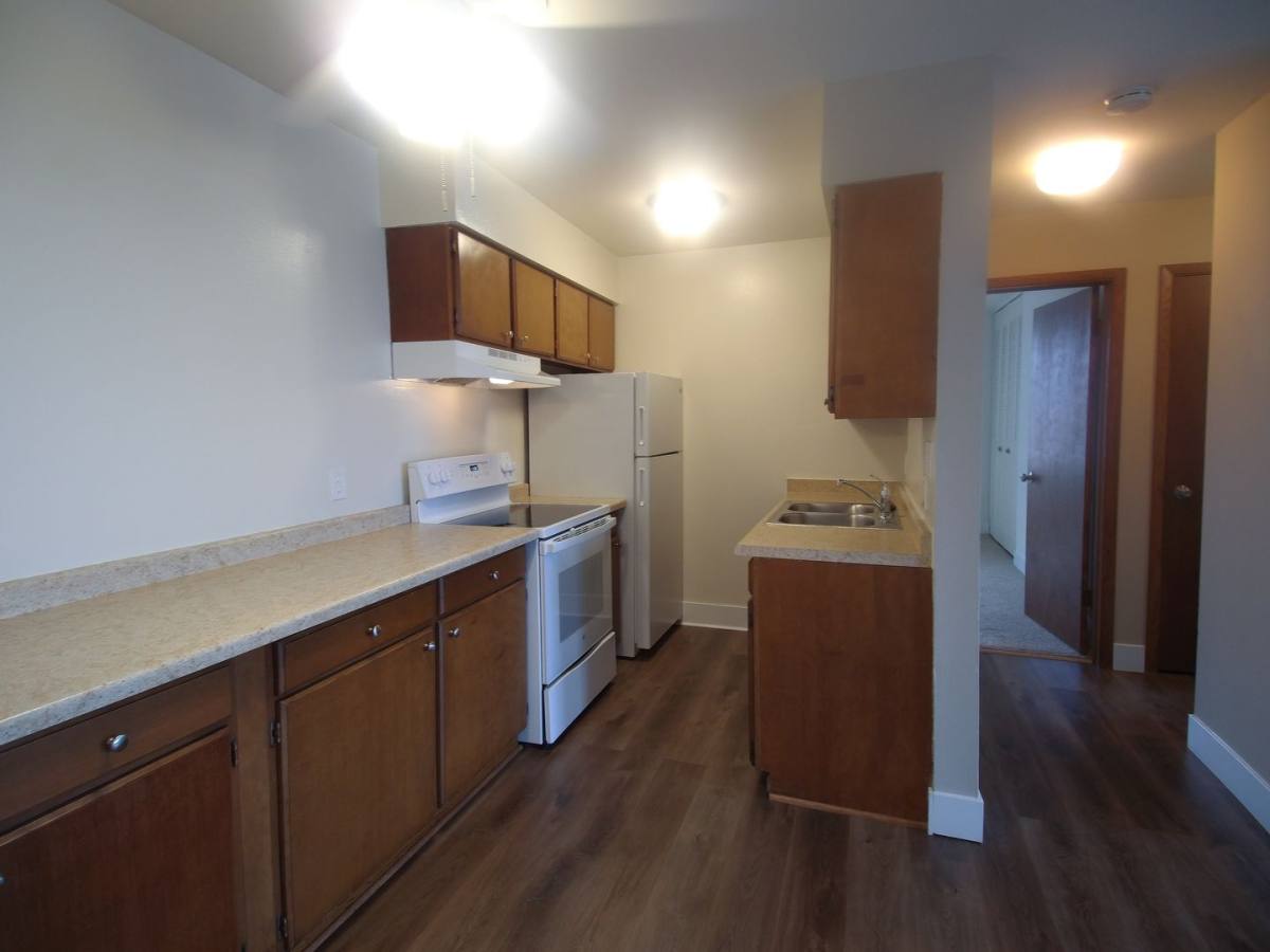 Apartment for rent at Oakland Manor, 2466 - 2480 N Oakland Ave, Milwaukee, WI 53211