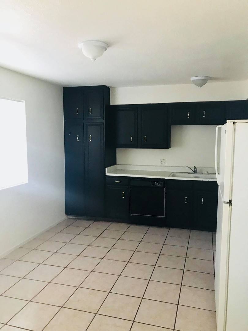 Apartment for rent at 185 W D St, Brawley, CA 92227